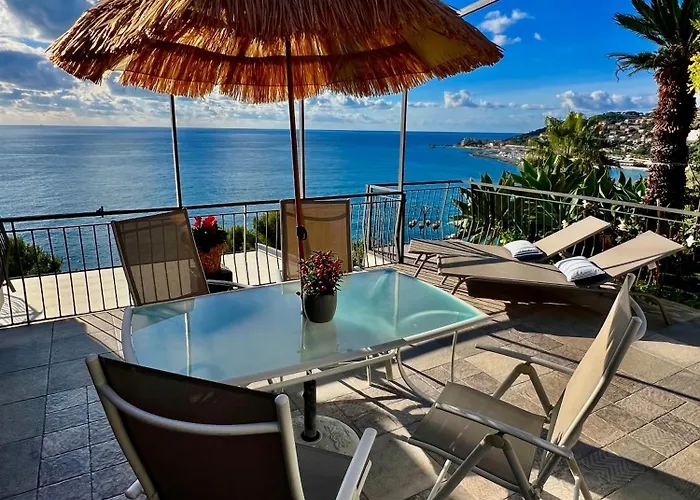 La Finestra Sul Mare Apartment *