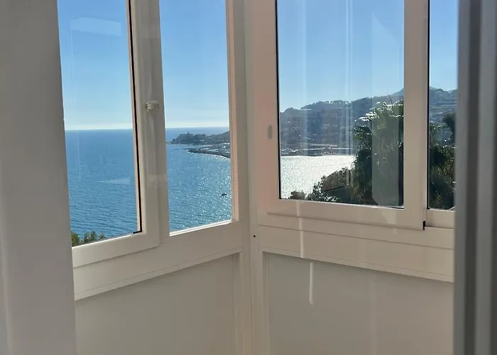 Apartment La Finestra Sul Mare
