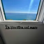 La Finestra Sul Mare Lejlighed