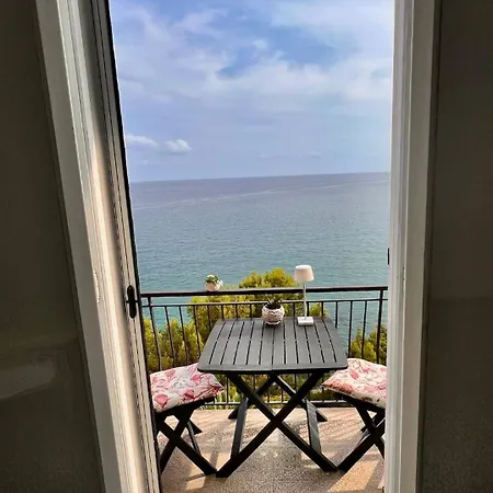 La Finestra Sul Mare 公寓
